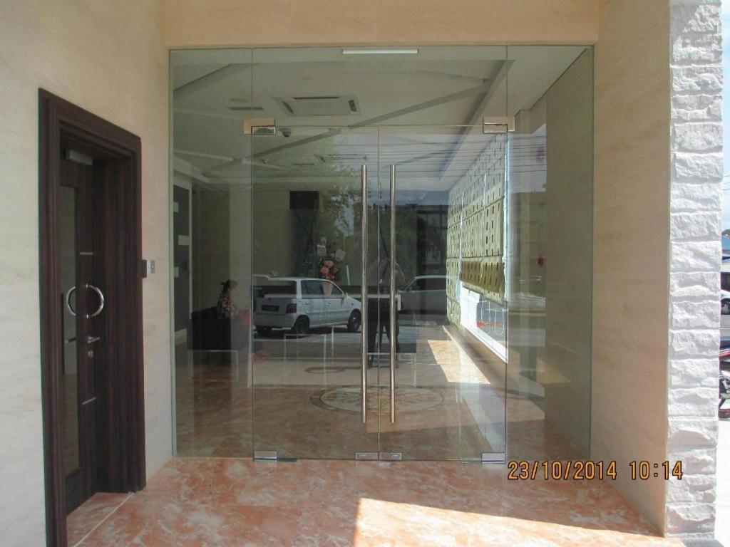 Kemena View Hotel קוצ'ינג מראה חיצוני תמונה