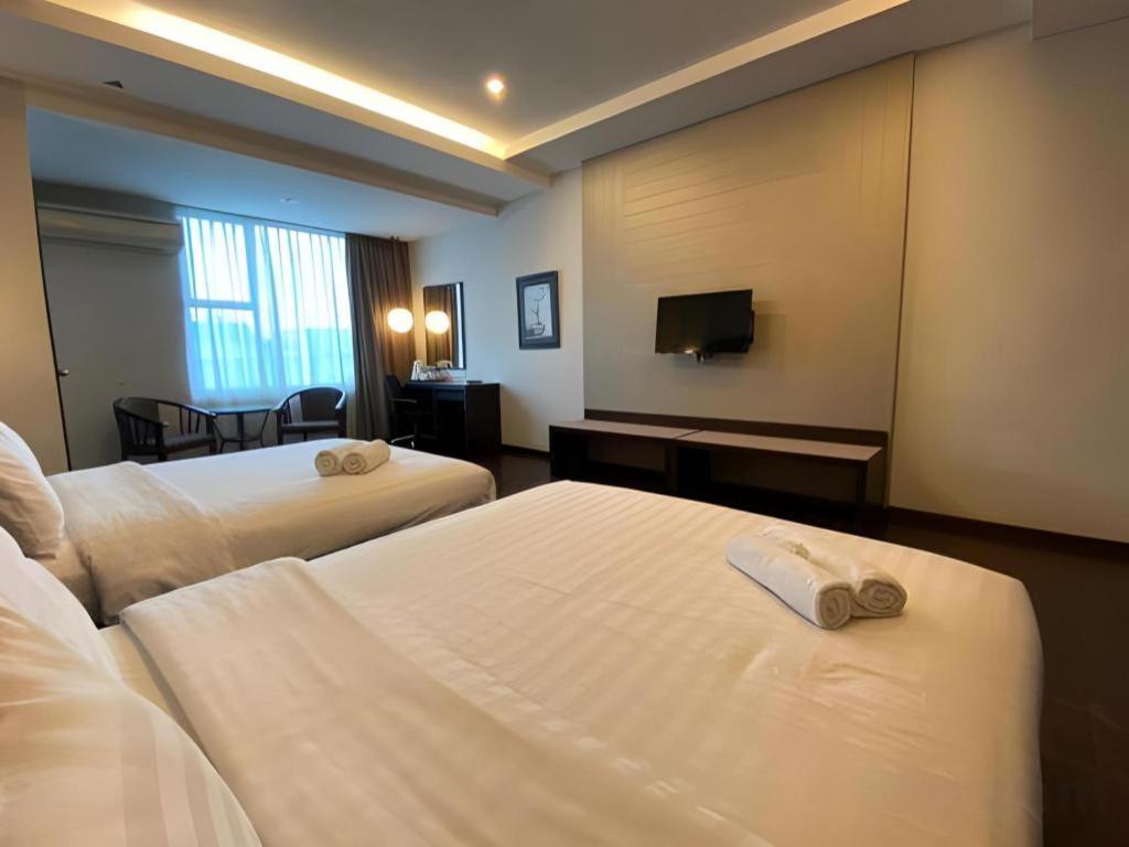 Kemena View Hotel קוצ'ינג מראה חיצוני תמונה